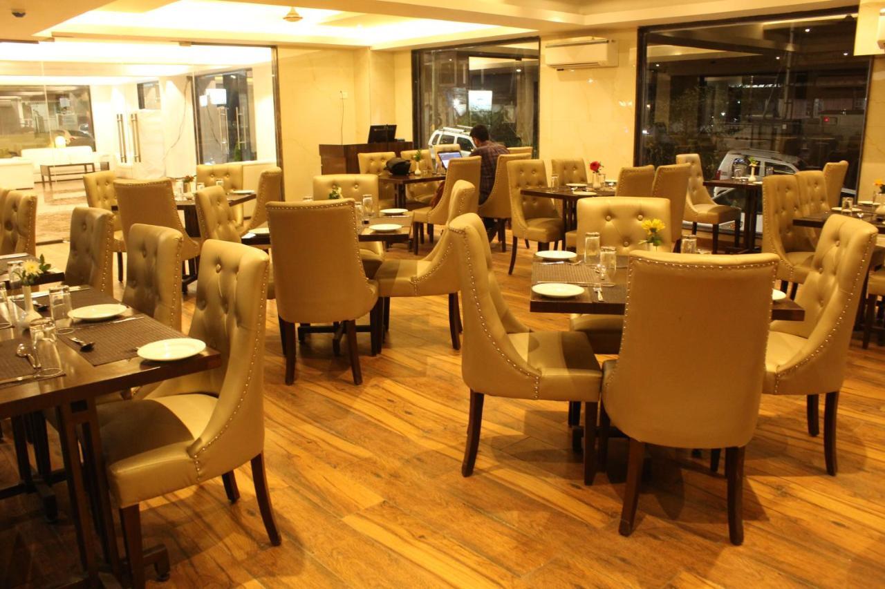 קלנגוטה Bells Beach Resort , A Unit Of Resort De Balneaire מראה חיצוני תמונה